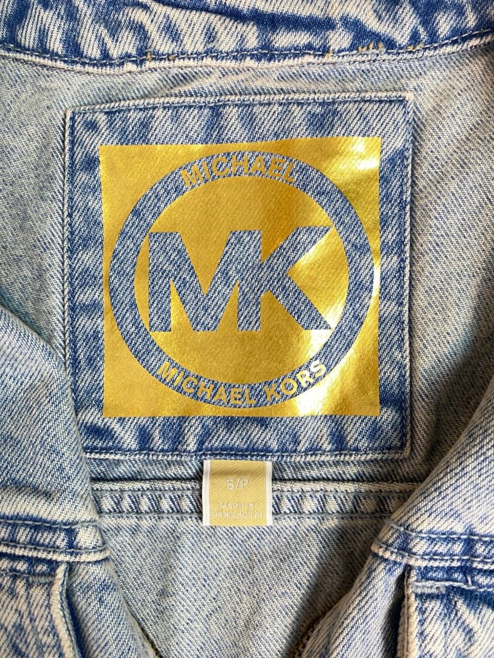 Michael Kors Cropped Denim Jacket Light Wash Gold Zip Utility Size S - Picture 3 of 8